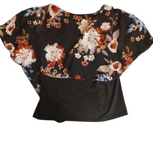 Women's floral top